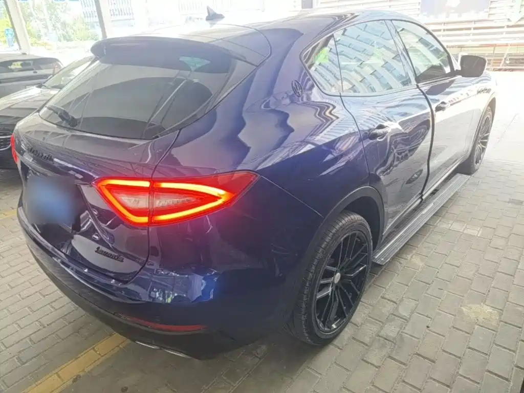 Maserati Levante — миниатюра 7