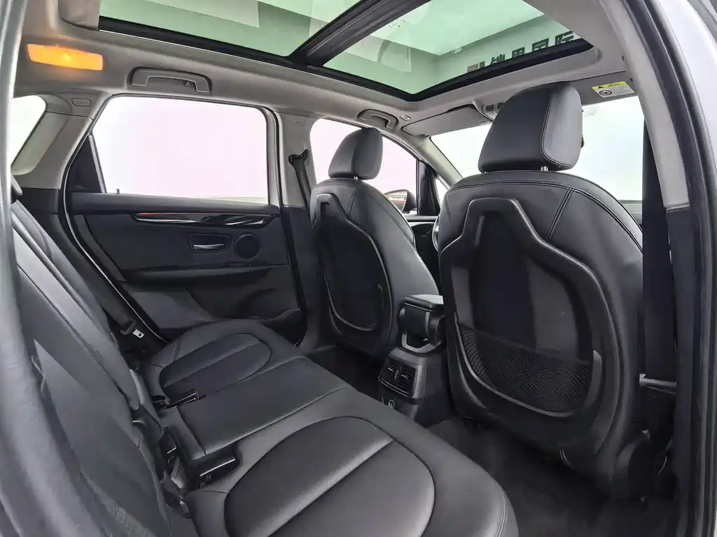 BMW 2 SERIES STATION WAGON