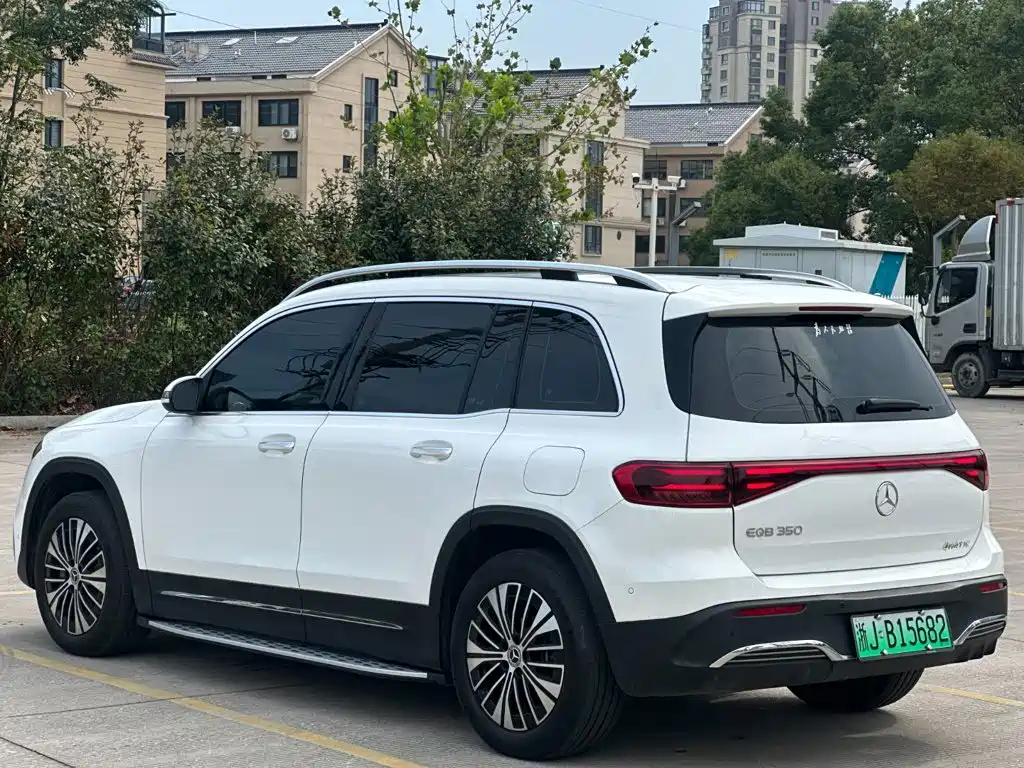 Mercedes-Benz EQB — миниатюра 2