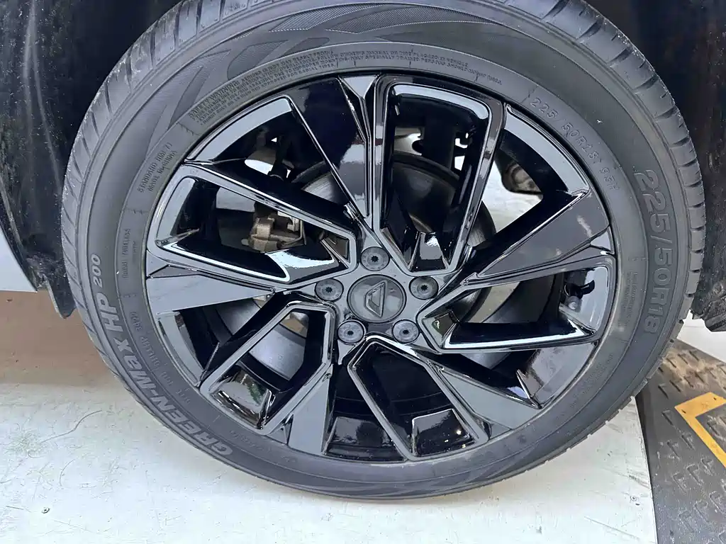 Jetta VS7 — миниатюра 22