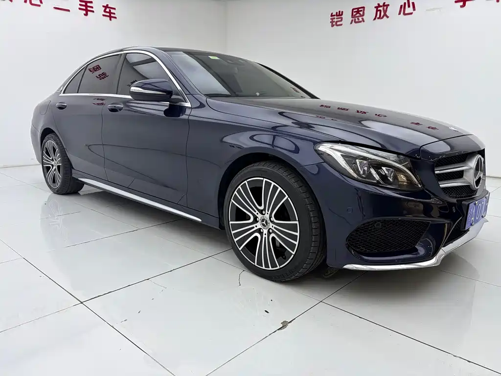 Mercedes-Benz C-Class — миниатюра 2