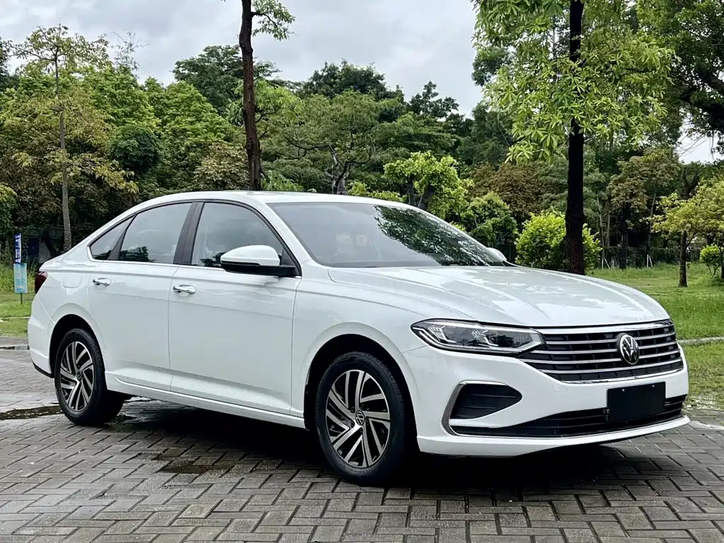 Volkswagen Lavida — миниатюра 3