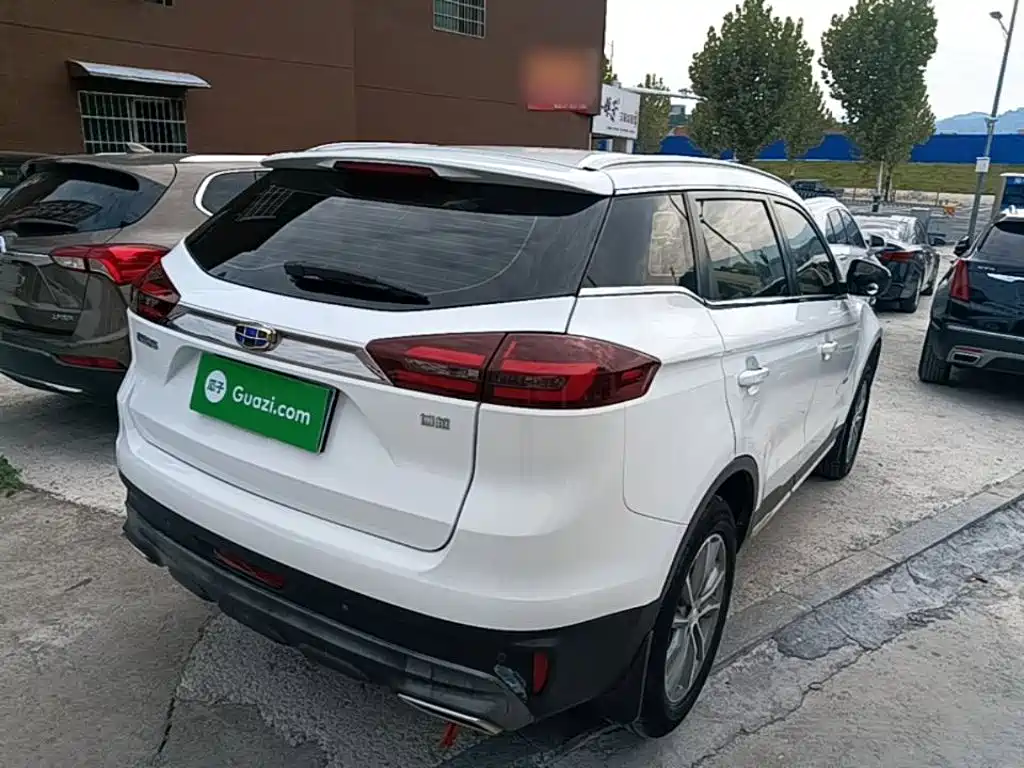 Geely Boyue — миниатюра 7