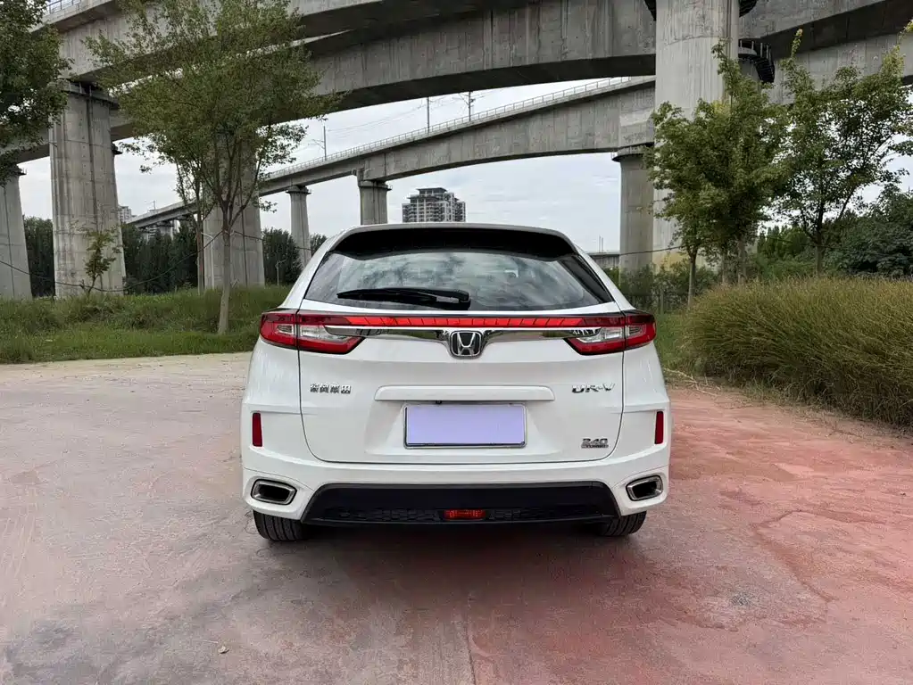 Honda UR-V — миниатюра 8