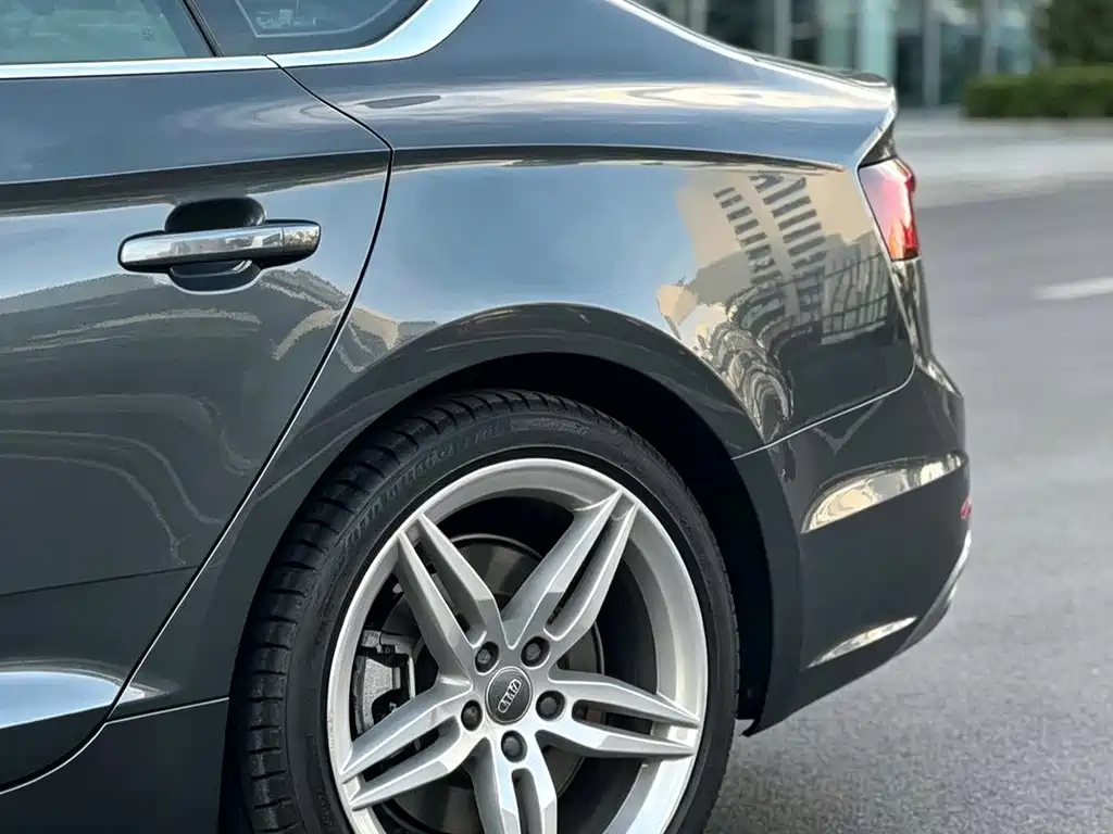 Audi A5 (Import) — миниатюра 7