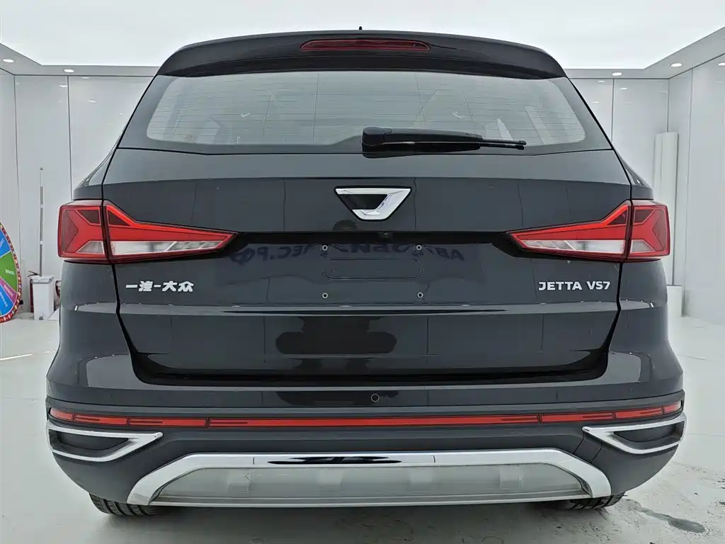 JETTA VS7