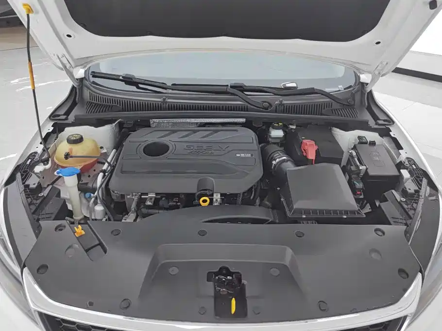 Geely Binrui — миниатюра 10