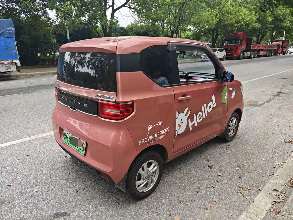 Wuling MINIEV — миниатюра 9