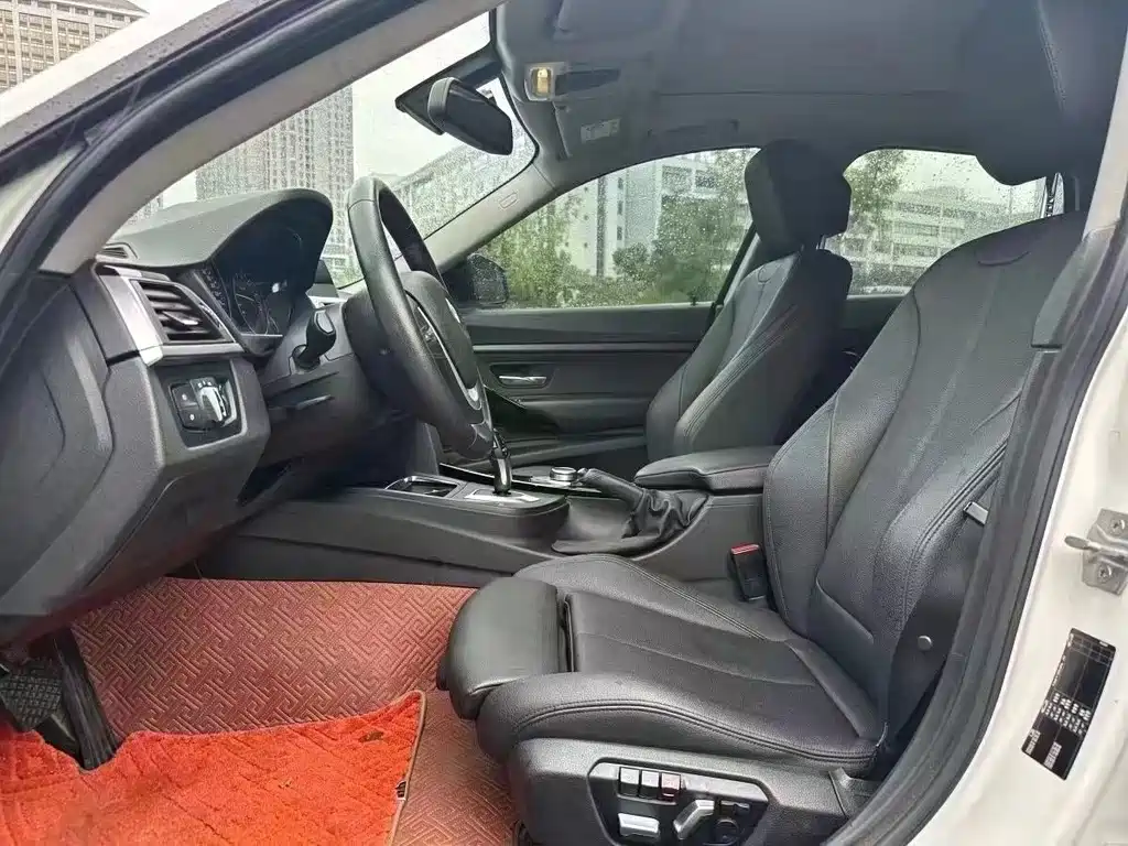 BMW 3 Series GT — миниатюра 6