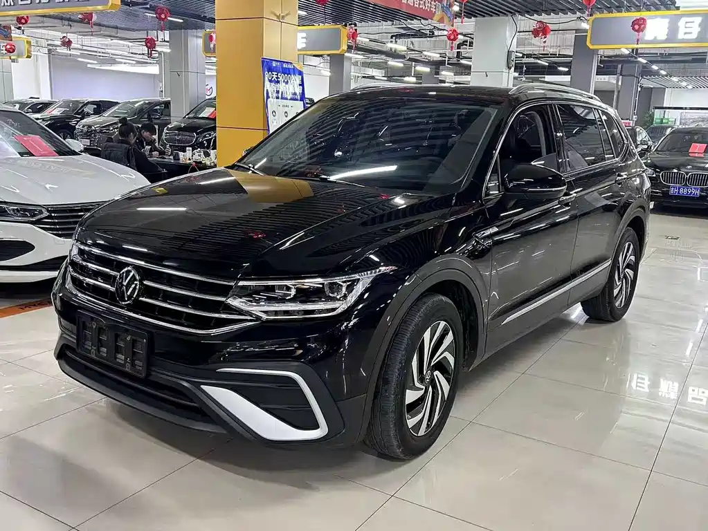 Volkswagen Tiguan L 2023