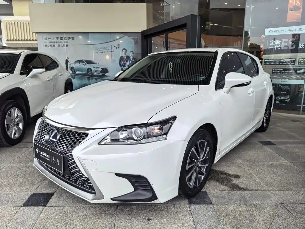 Lexus CT