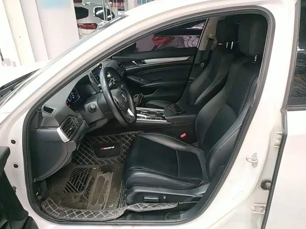 Honda Accord — миниатюра 15