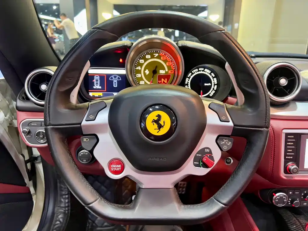 Ferrari California T 2015 3.9T