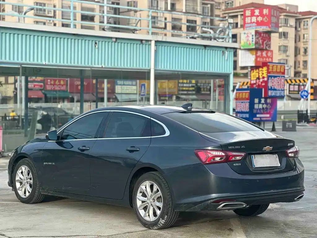 Chevrolet Malibu XL — миниатюра 14