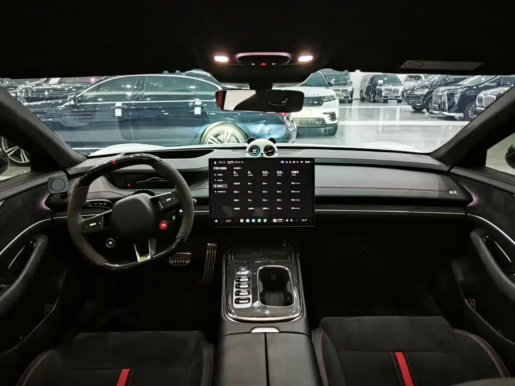 Xiaomi SU7 Ultra — миниатюра 5