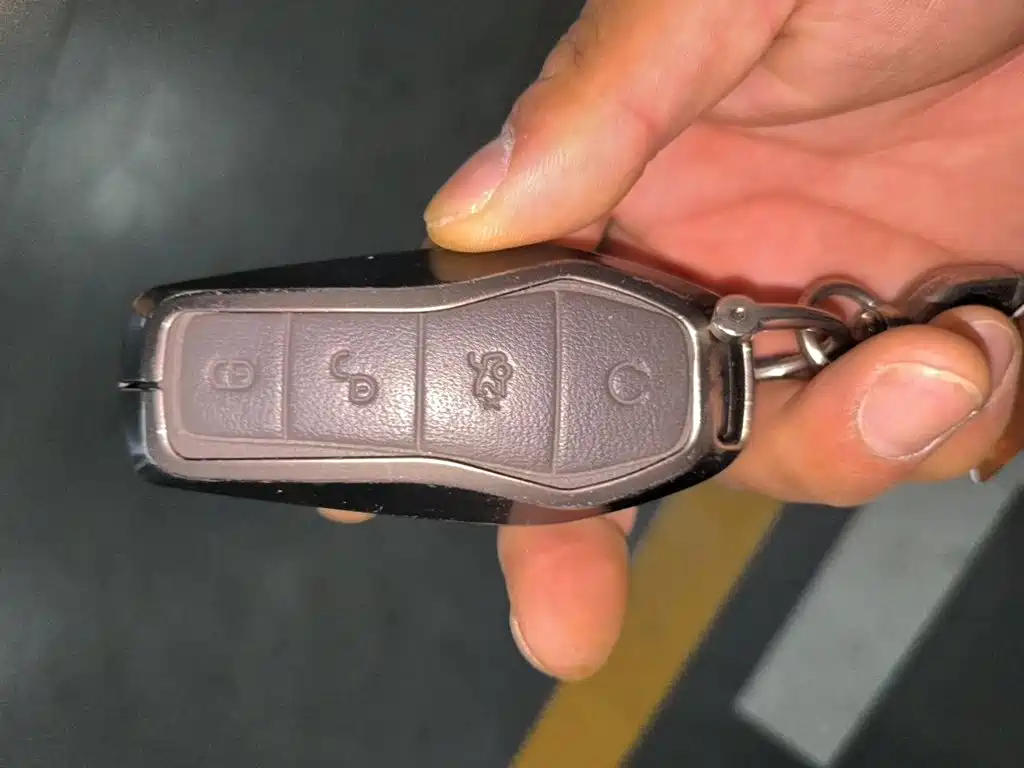 BYD Han — миниатюра 12