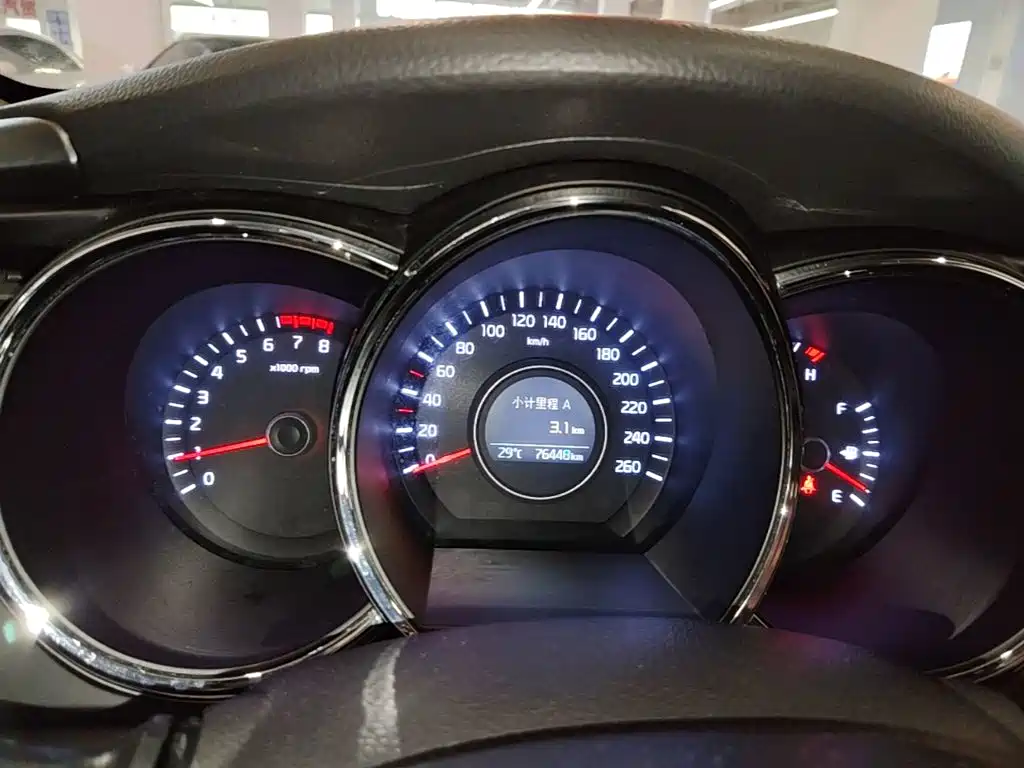 Kia K5 — миниатюра 12