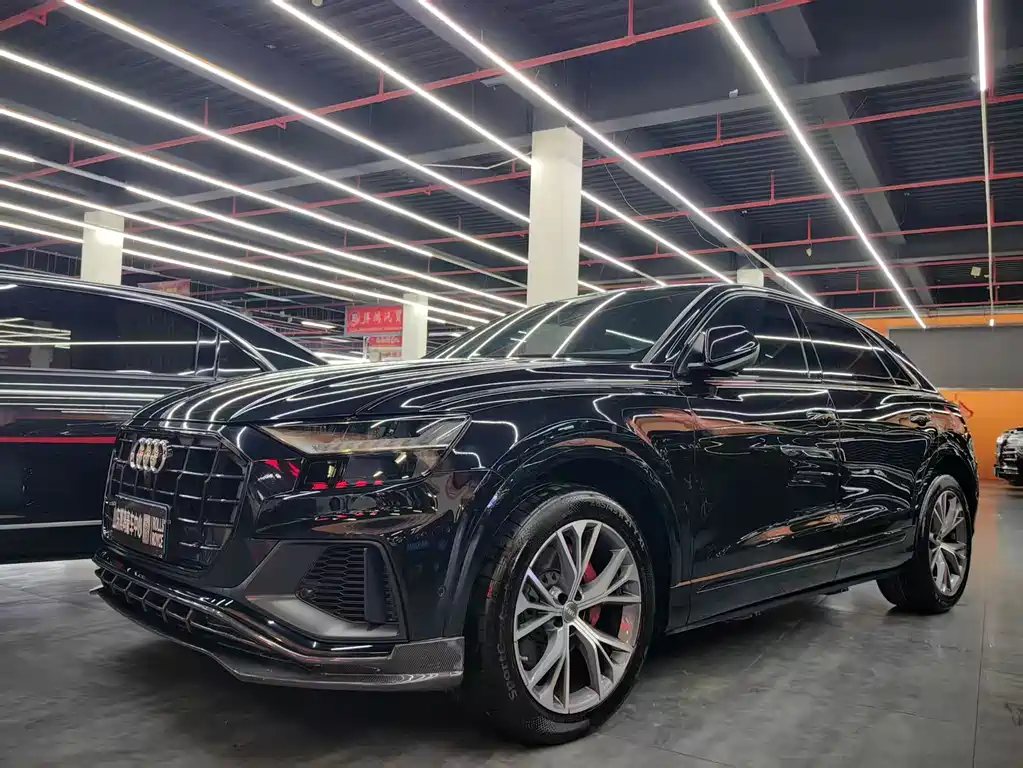 Audi Q8 2020