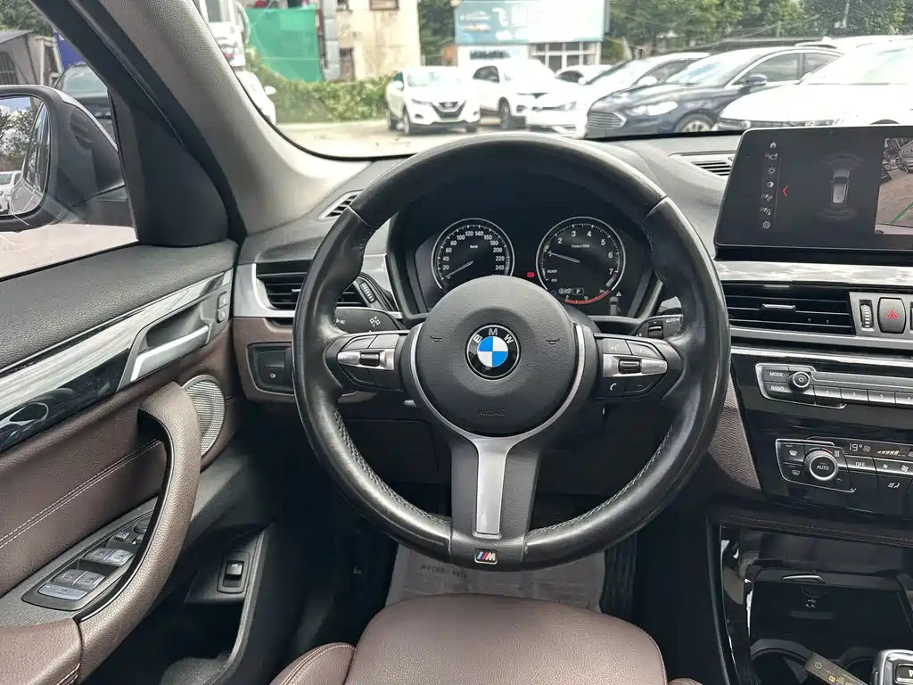 BMW X1 — миниатюра 15