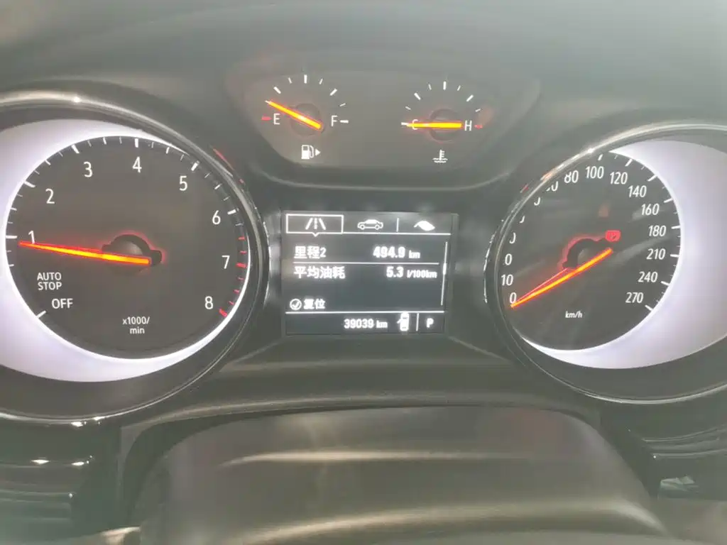 Buick Verano — миниатюра 12