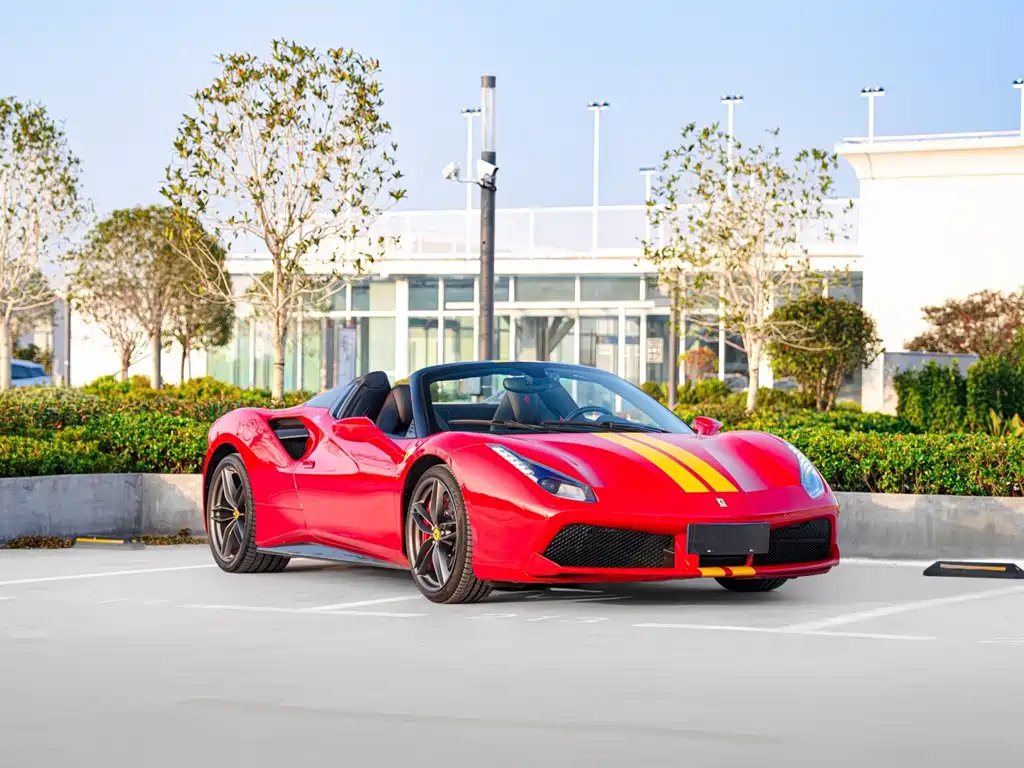 Ferrari 488 — миниатюра 5