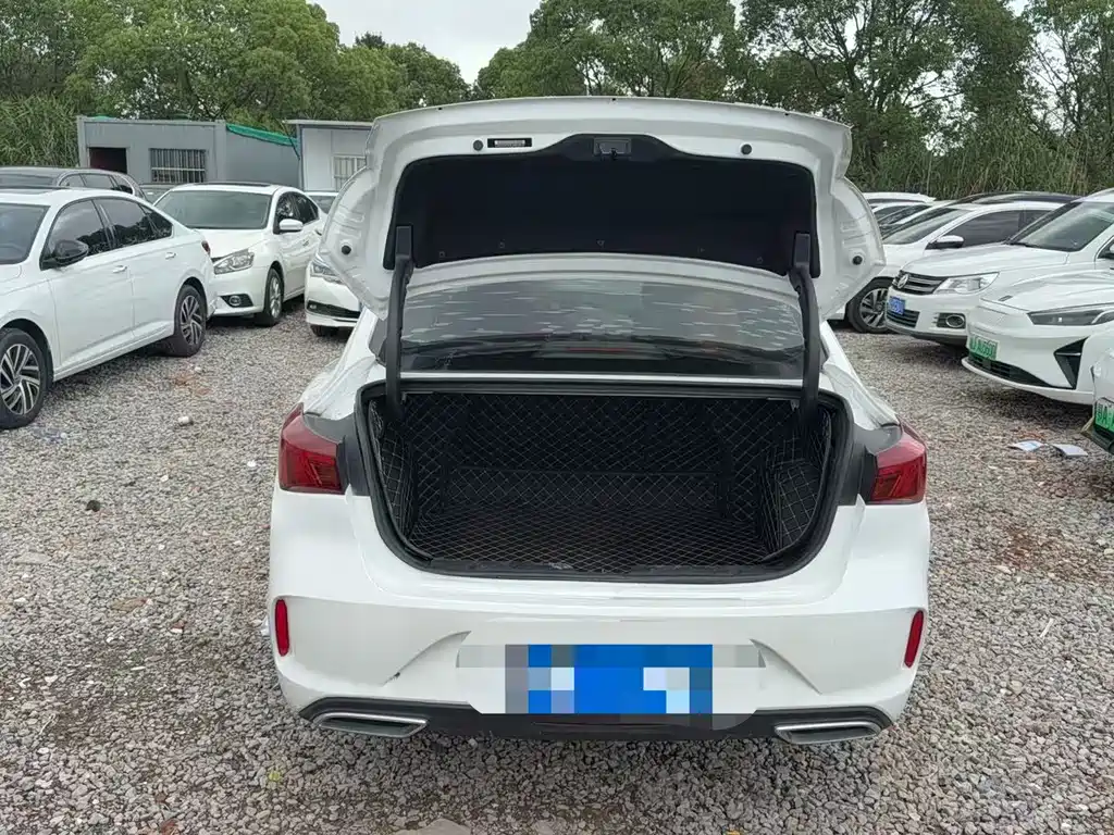 Changan Eado — миниатюра 7
