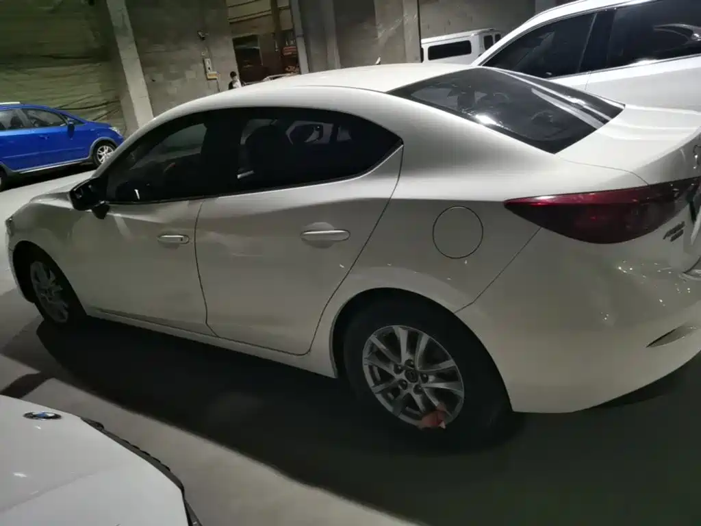 Mazda 3 Axela — миниатюра 4