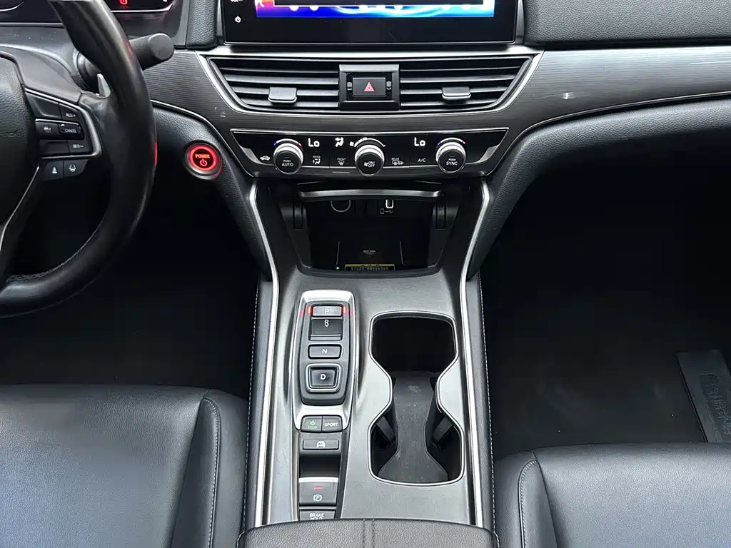 Honda Accord — миниатюра 16