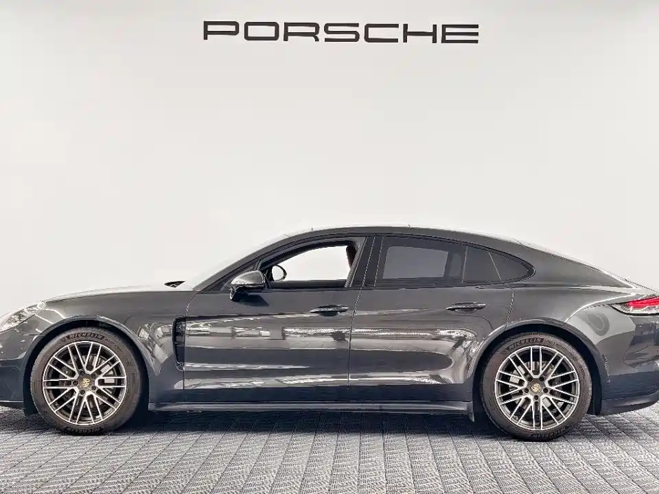 Porsche Panamera — миниатюра 4