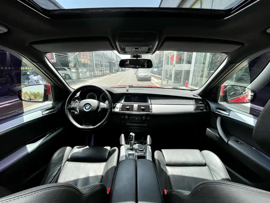 BMW X5 2010 X5 M