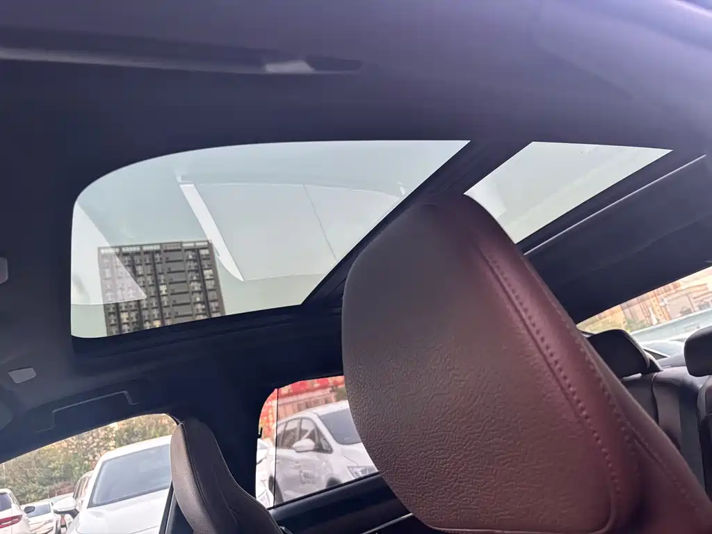 Volvo S90 — миниатюра 18