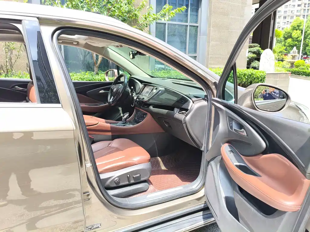 Buick Envision Plus — миниатюра 13