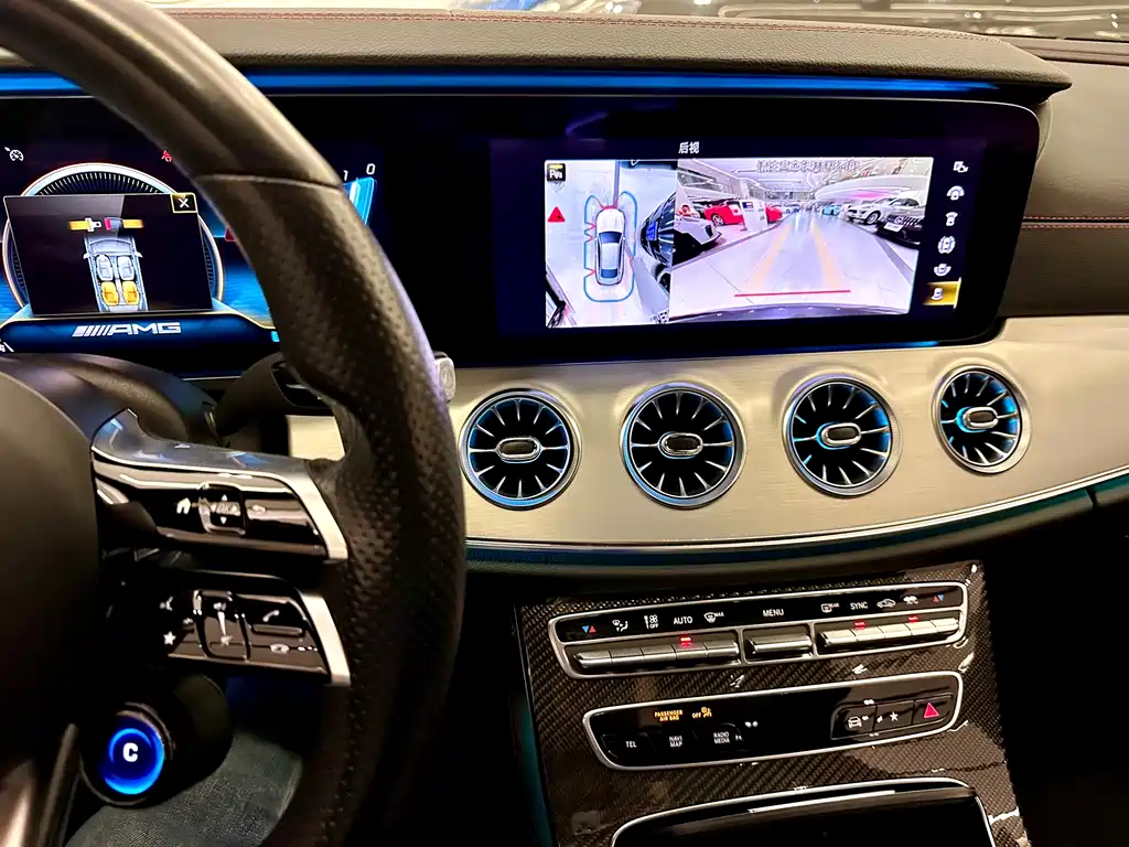 MERCEDES-BENZ E CLASS AMG