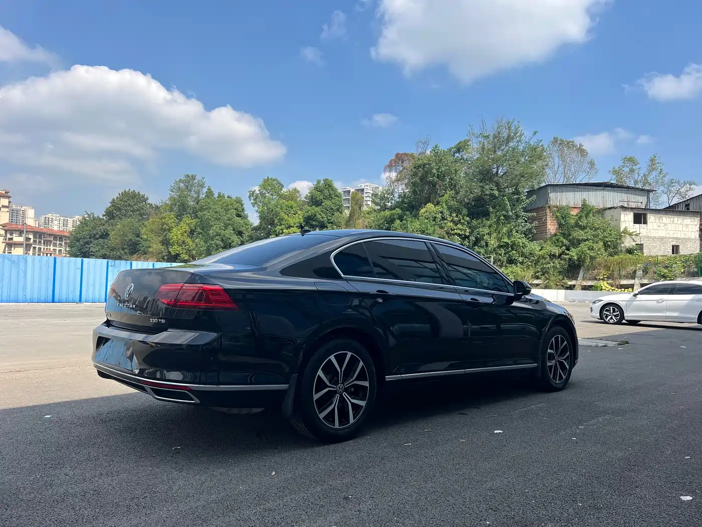Volkswagen Magotan