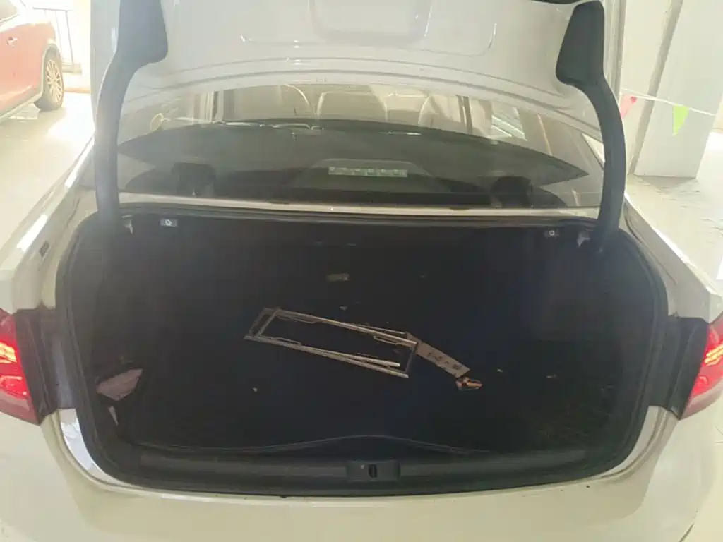 Volkswagen Passat — миниатюра 18