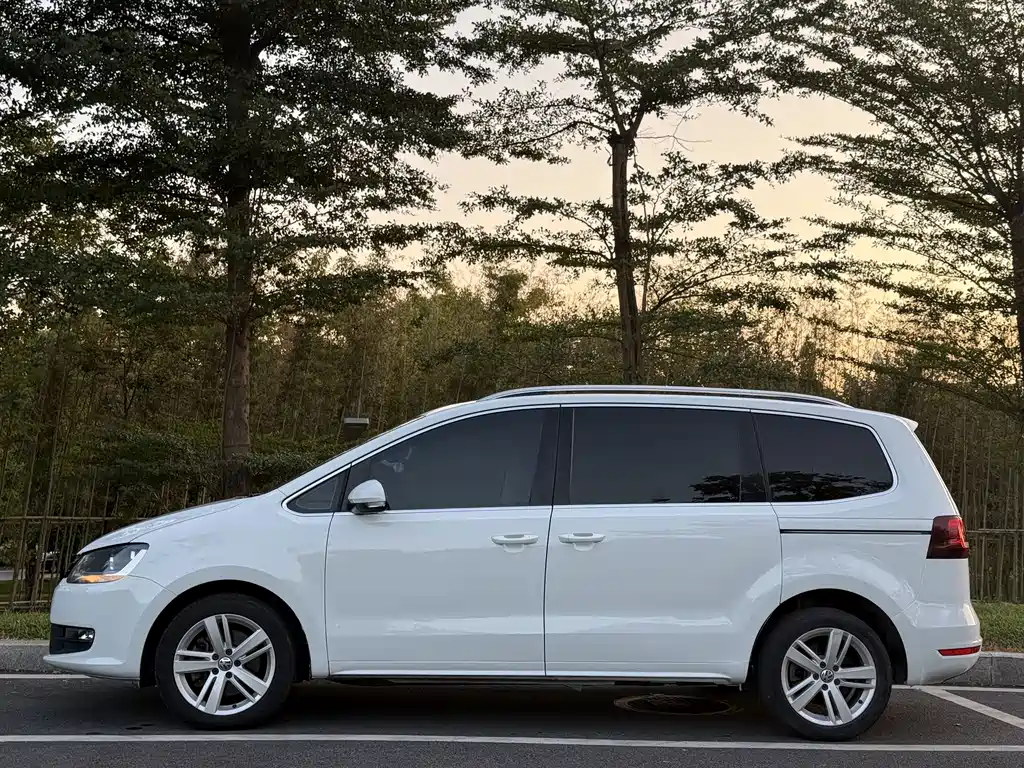 Volkswagen Sharan — миниатюра 3