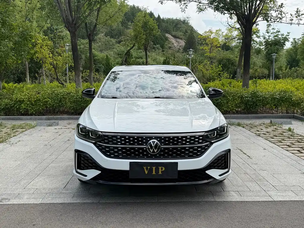 Volkswagen Lavida — миниатюра 2