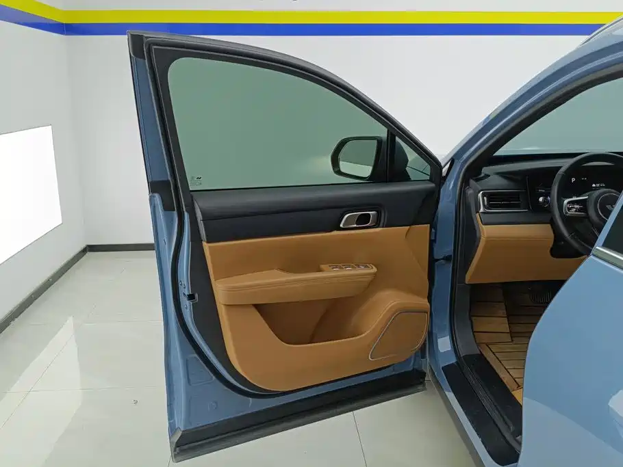 Li Auto Li ONE — миниатюра 7