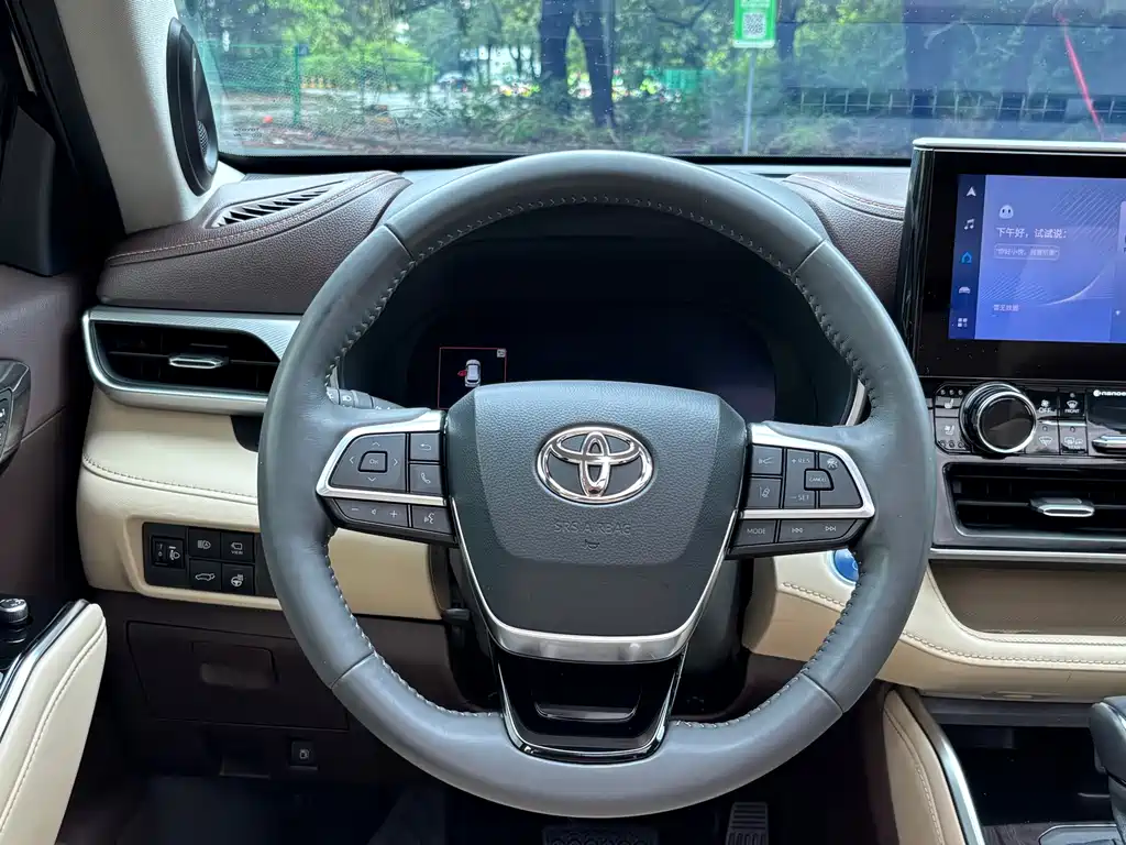 Toyota Highlander — миниатюра 12