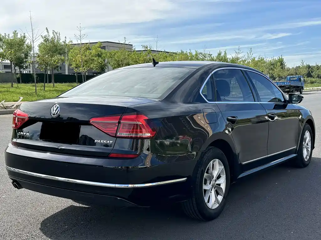 Volkswagen Passat — миниатюра 9