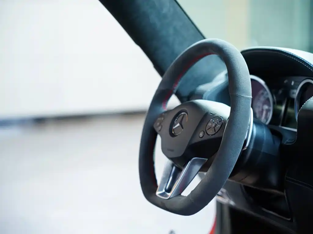 Mercedes-Benz SLS AMG — миниатюра 40