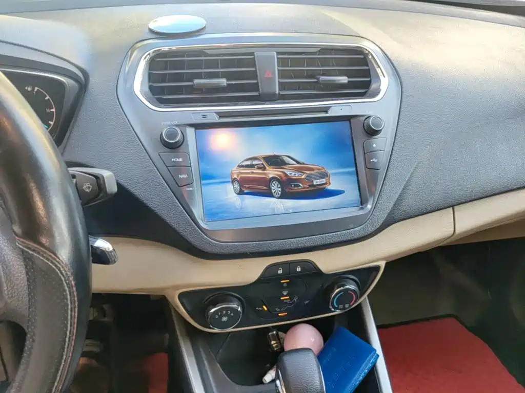 Ford Escort — миниатюра 13