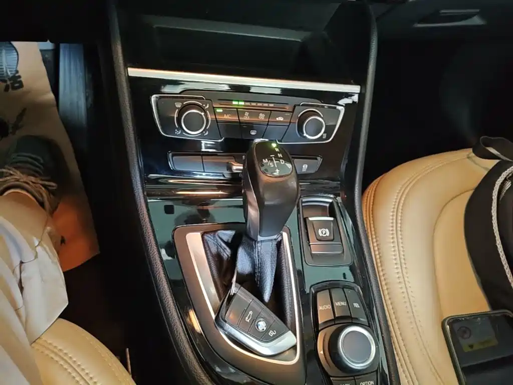BMW 2 Series Active Tourer — миниатюра 14