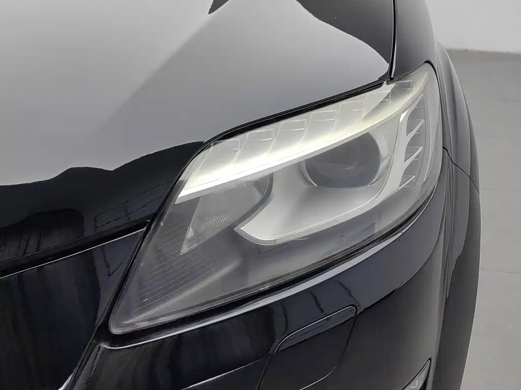 Audi Q7 — миниатюра 7