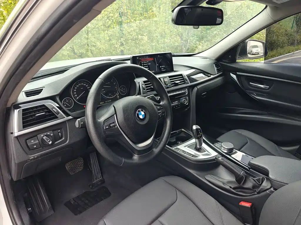 BMW 3 Series — миниатюра 16