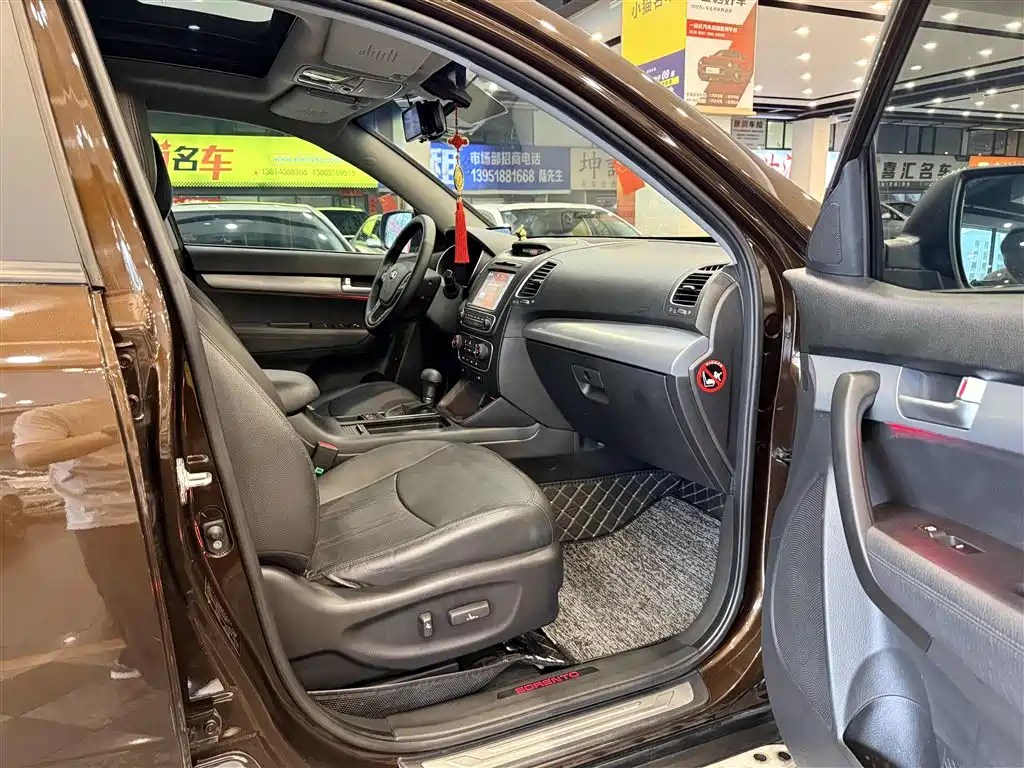 Kia Sorento — миниатюра 6