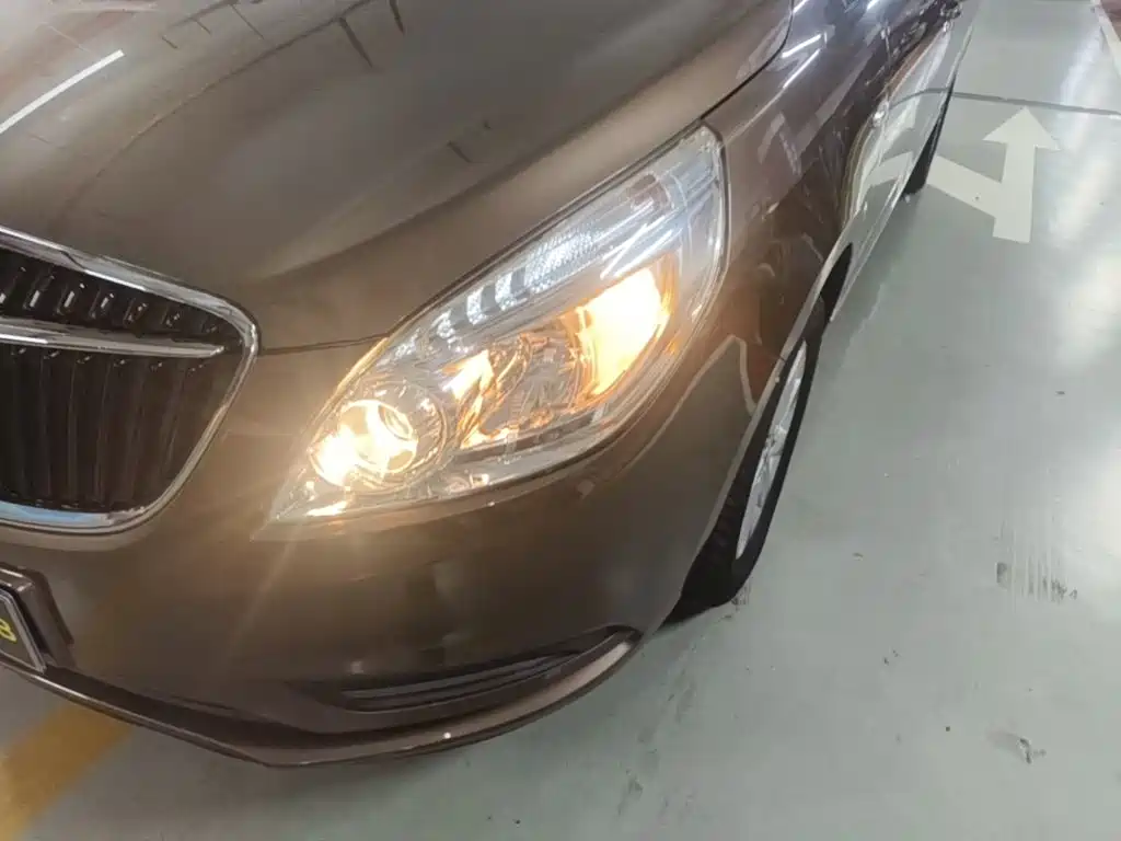 Buick GL8 — миниатюра 24