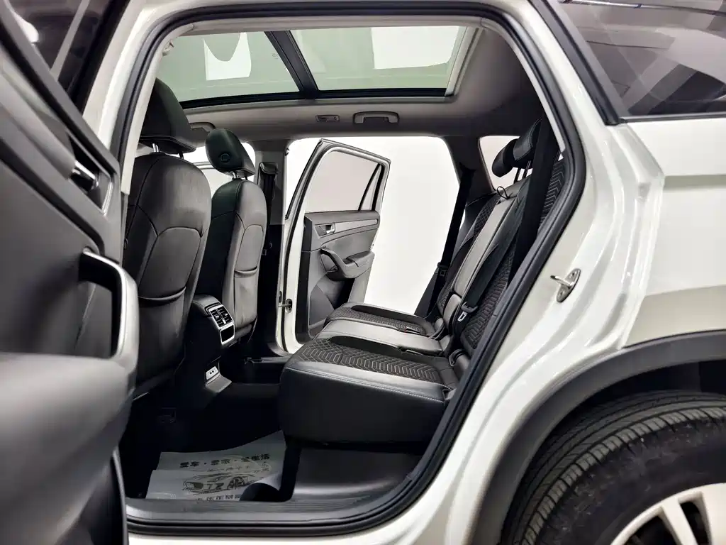 Skoda Kodiaq — миниатюра 13