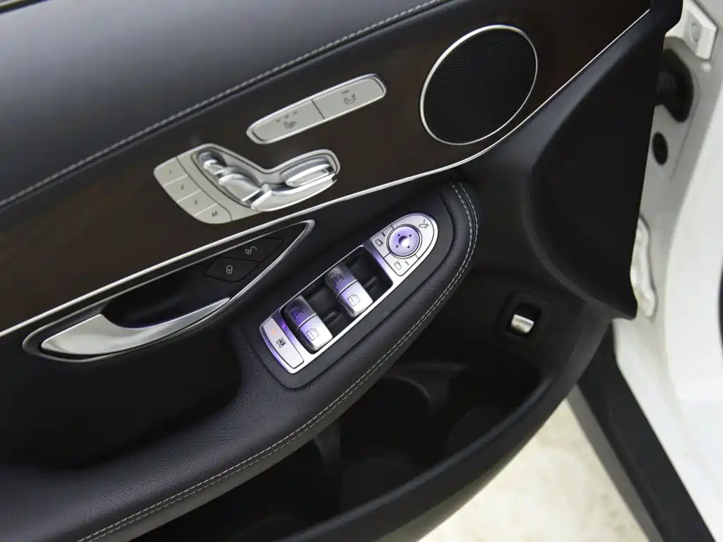 Mercedes-Benz GLC — миниатюра 14
