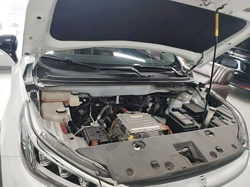 BYD Yuan Pro — миниатюра 20